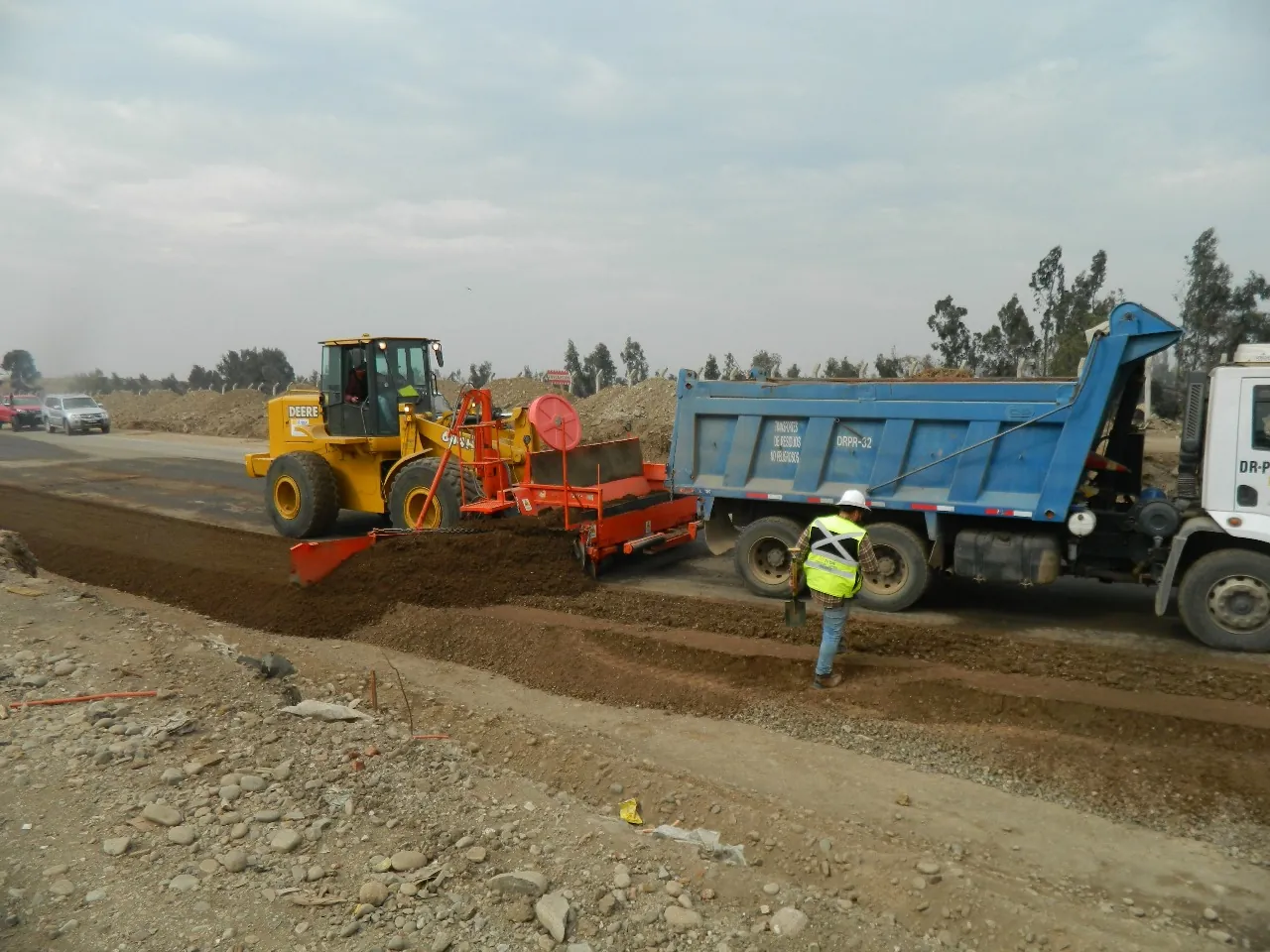 Servicio de extendido de bermas mecanizado - foto 5
