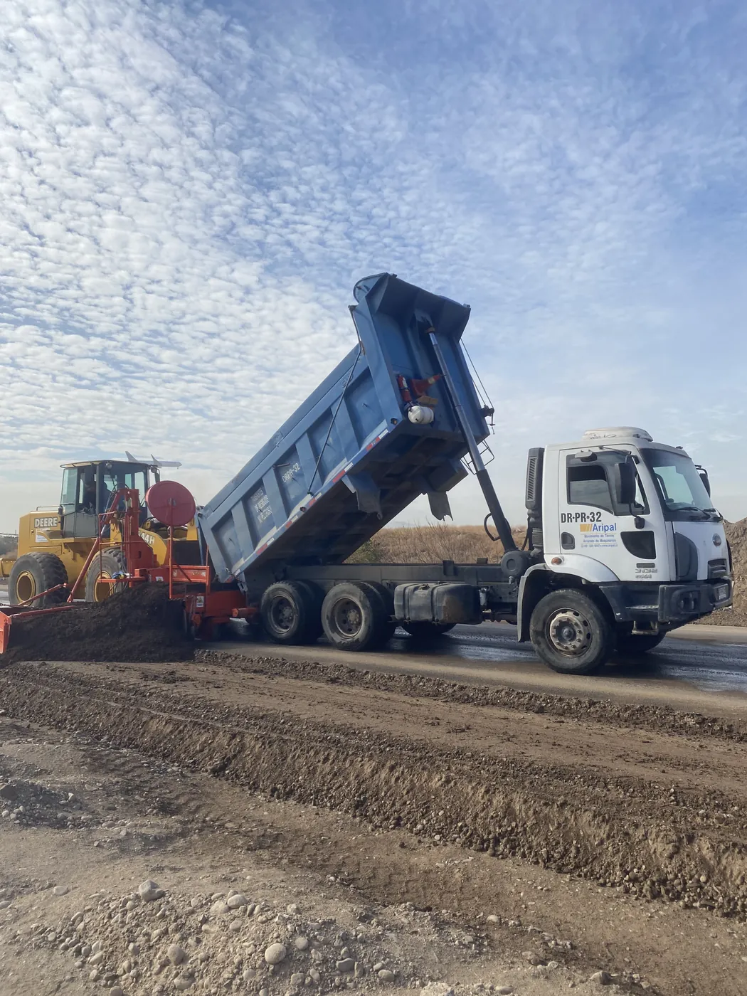 Servicio de extendido de bermas mecanizado - foto 7